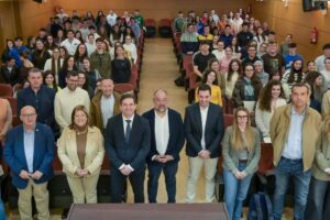 Autoridades y alumnos que viajarán el próximo mes de abril hasta el Sáhara