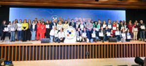 Imagen de los representantes municipales reconocidos