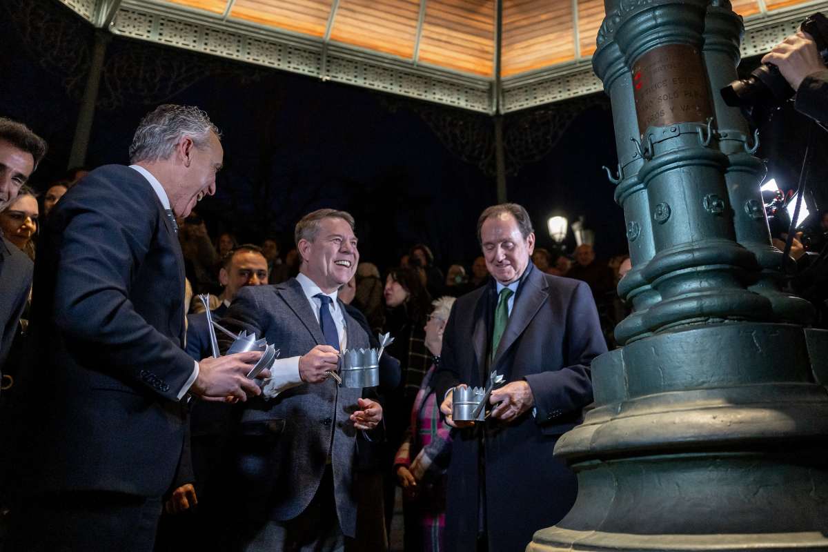 Inauguración de la nueva iluminación de la Fuente Agria de Puertollano