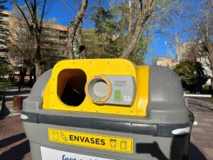 Punto de reciclaje en Guadalajara.