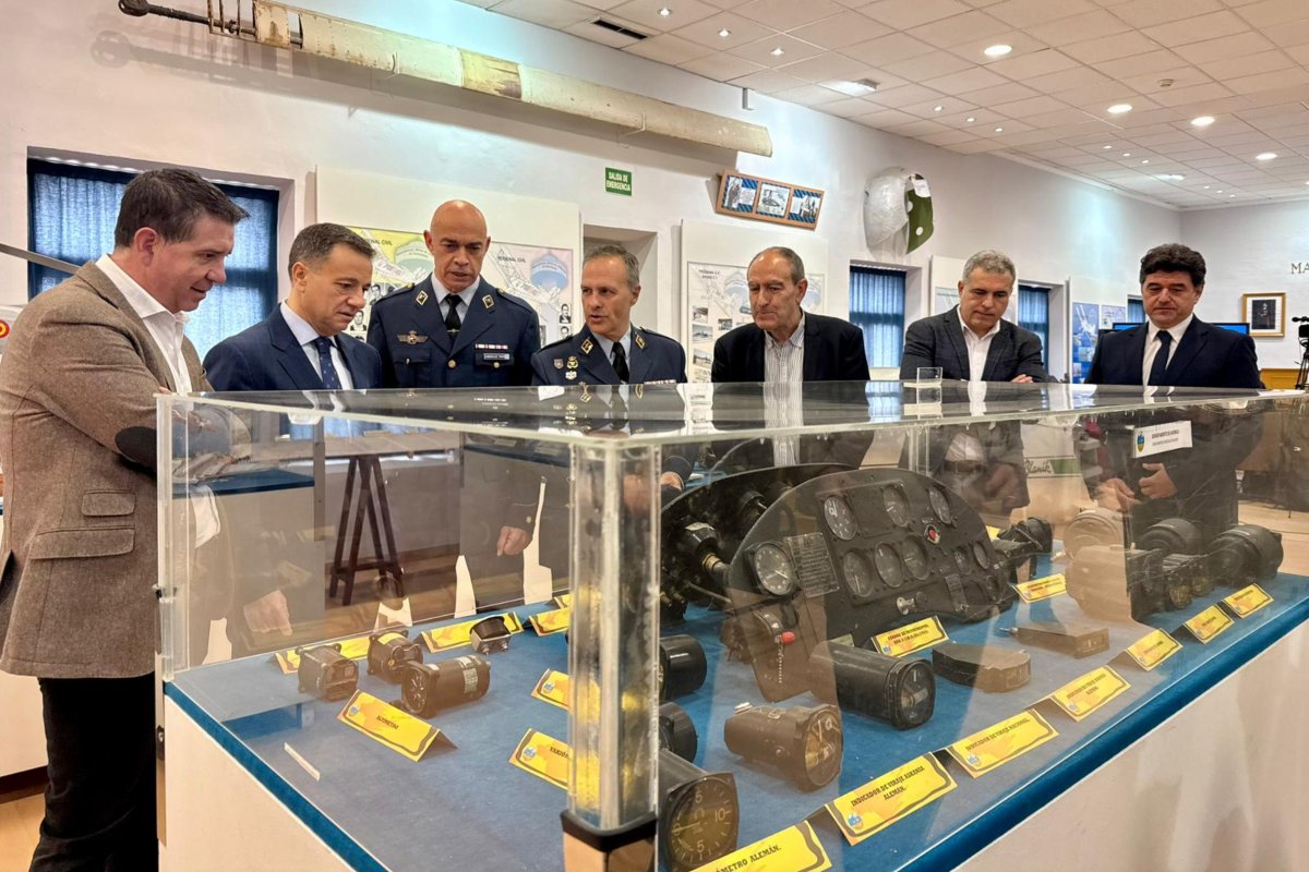 Presentación de las Jornadas Tecnológicas BACSI en la Maestranza Aérea de Albacete