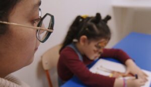 Los cuidados siguen siendo femeninos.