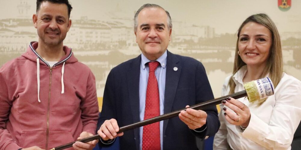 Presentación del bastón de Mondas 2026 de Talavera