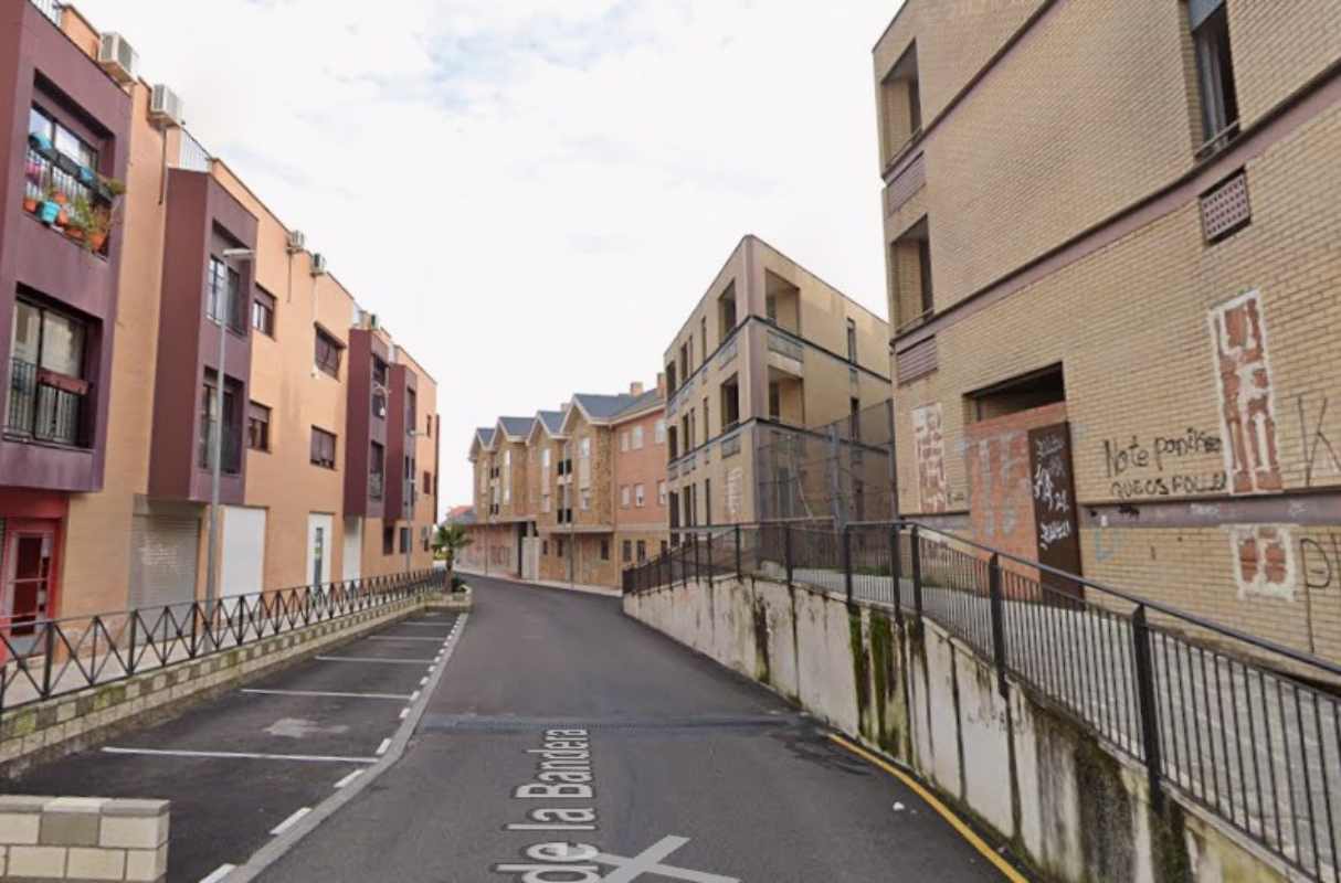 Calle de La Bandera, en Las Ventas de Retamosa.