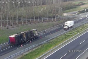 Camión incendiado A2
