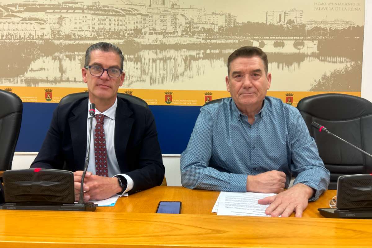 El concejal de Cultura y el presidente de San Jerónimo