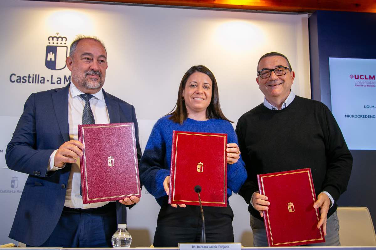 La consejera de Bienestar Social, Bárbara García Torijano. (Fotos: A. Pérez Herrera // JCCM)