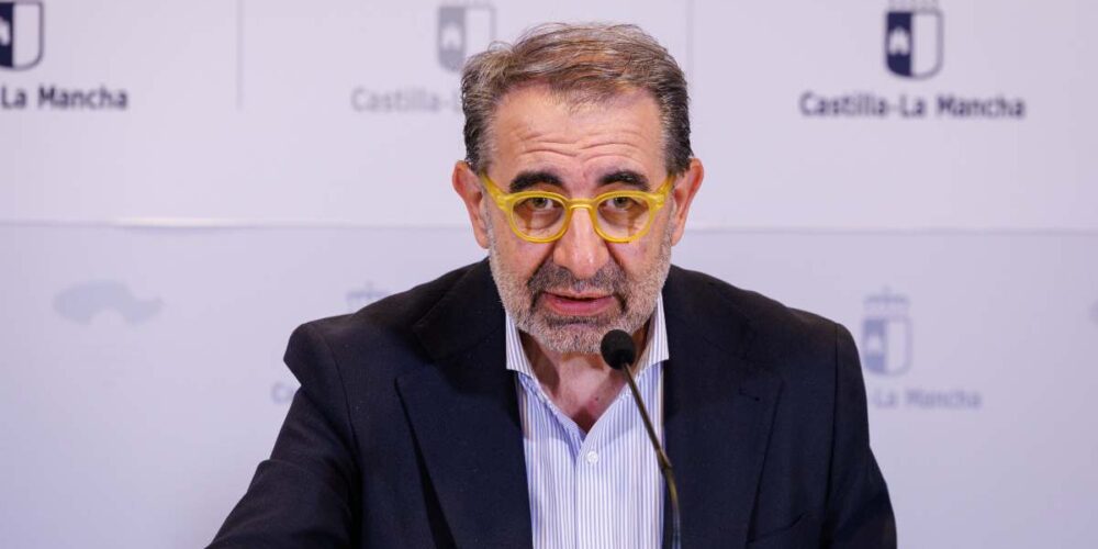 El consejero de Sanidad, Jesús Fernández Sanz.