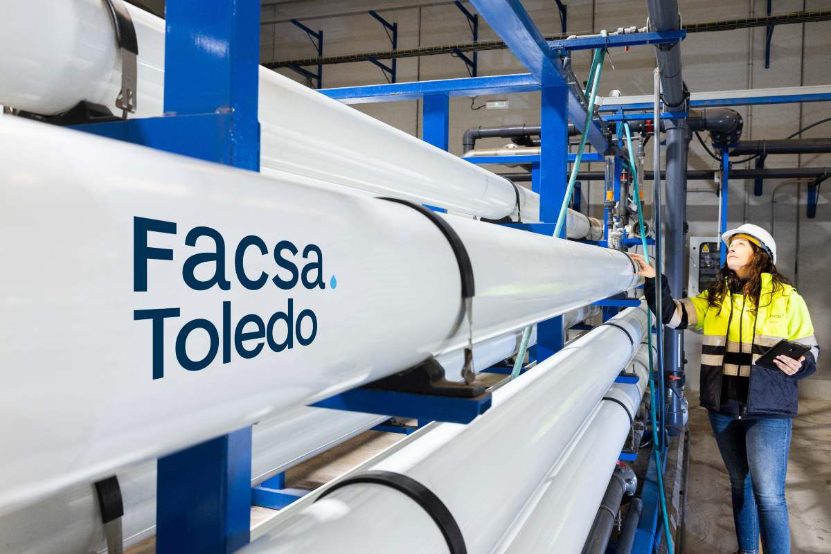 Personal de Facsa Toledo en planta potabilizadora