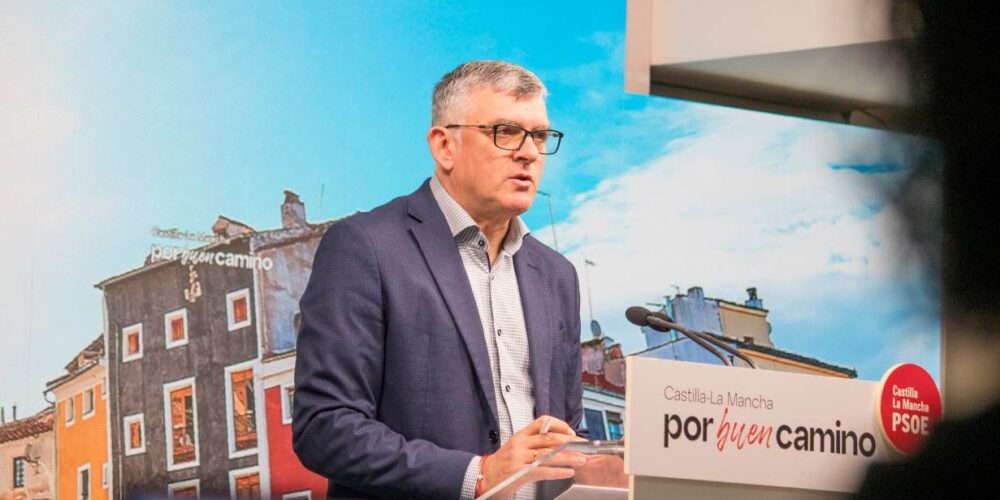 El presidente del Grupo Socialista en las Cortes de Castilla-La Mancha, Ángel Tomás Godoy.