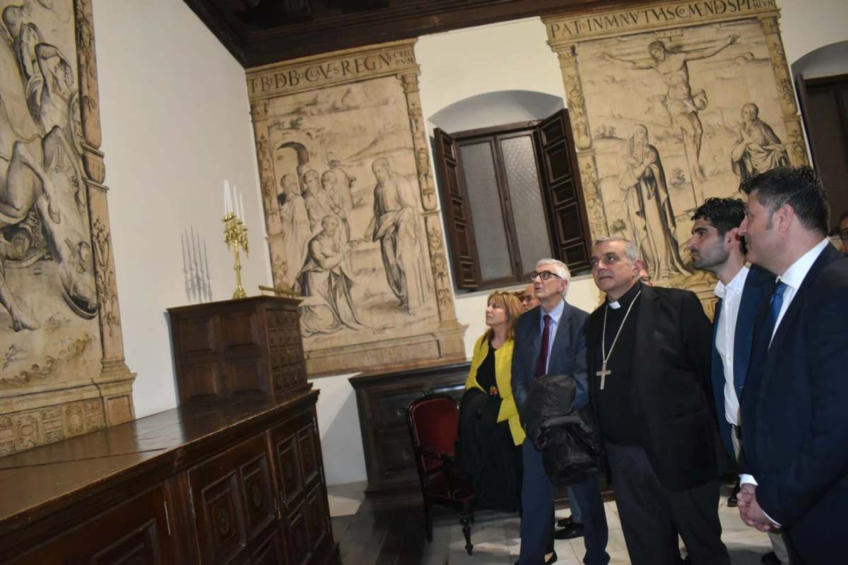Presentación de los resultados de la restauración de las grisallas de la Catedral de Albacete. Foto: Diputación de Albacete.