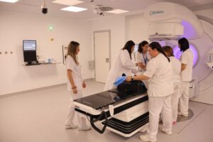 Nuevo servicio de oncología radioterápica en el Hospital Universitario de Cuenca.