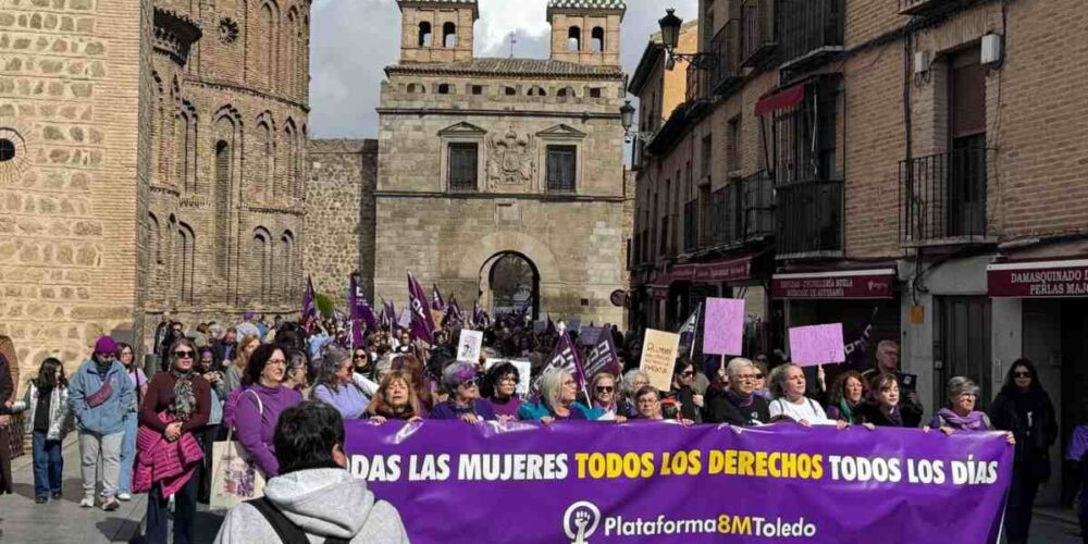 Cabecera de la manifestación del 8M en Toledo. Foto: EP.