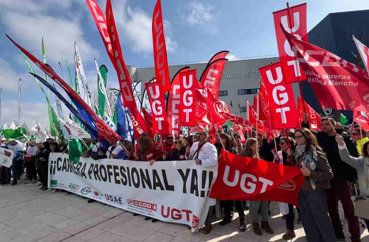 Marcha de médicos en Toledo.