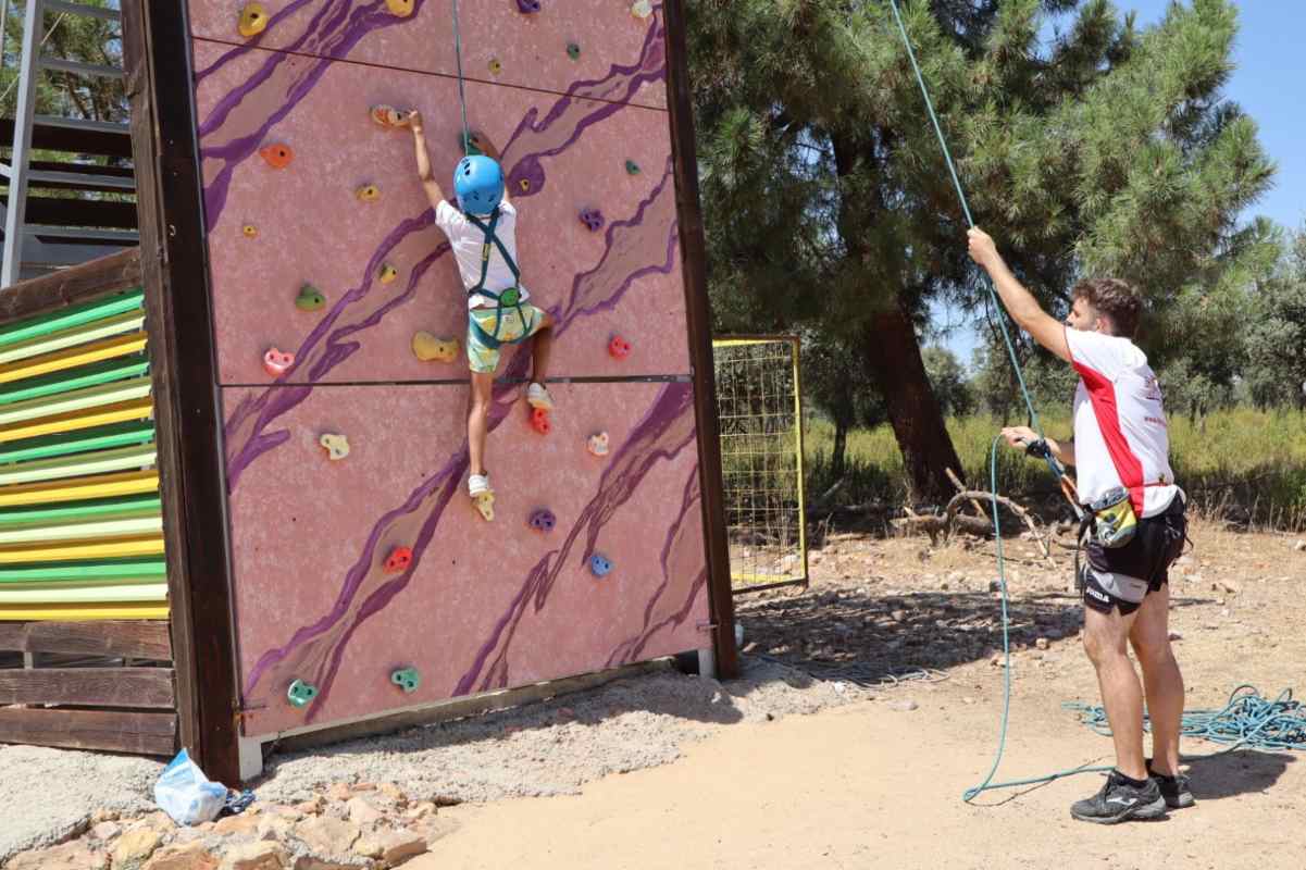 Foto de una actividad juvenil.