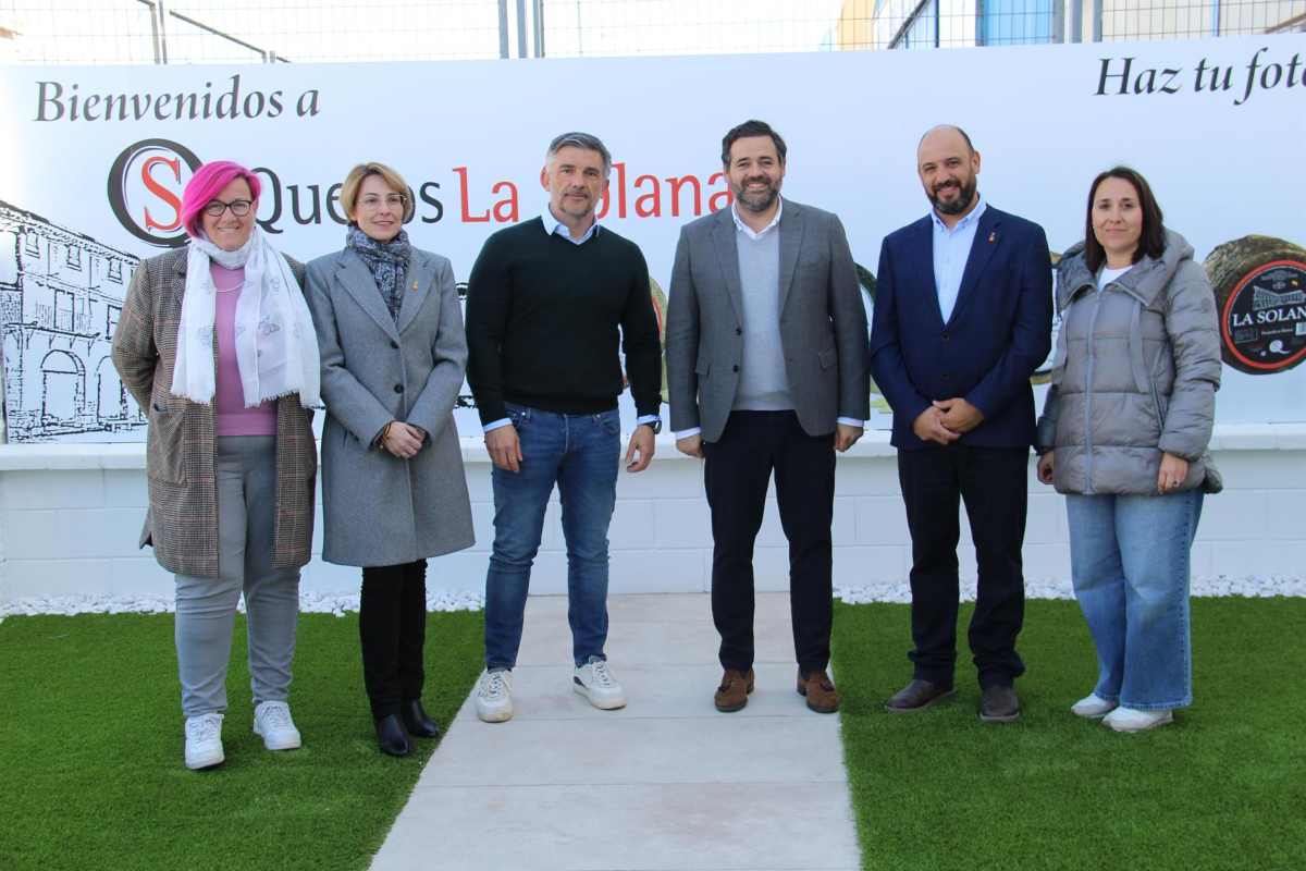 Paco Núñez visitó al quesería artesana La Solana.