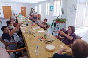 Asociación del Alzheimer y otras demencias Valle del Cabriel de Minglanilla. Proyecto cultural en el medio rural que combina música tradicional y terapias