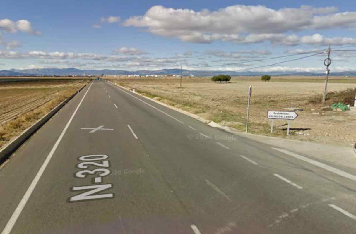 N-320 a la altura del residencial Valdelosllanos.