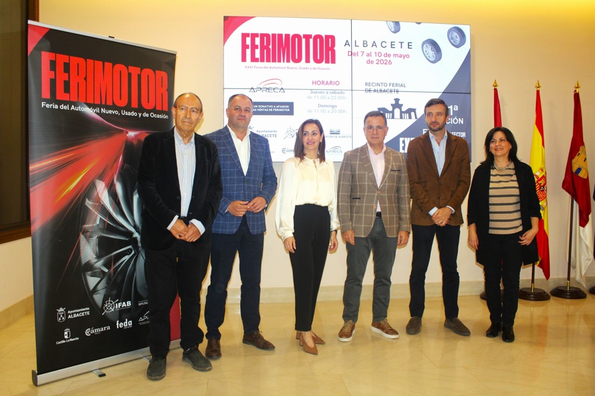 Presentación en el Ayuntamiento de Albacete de Ferimotor, y Expomoto