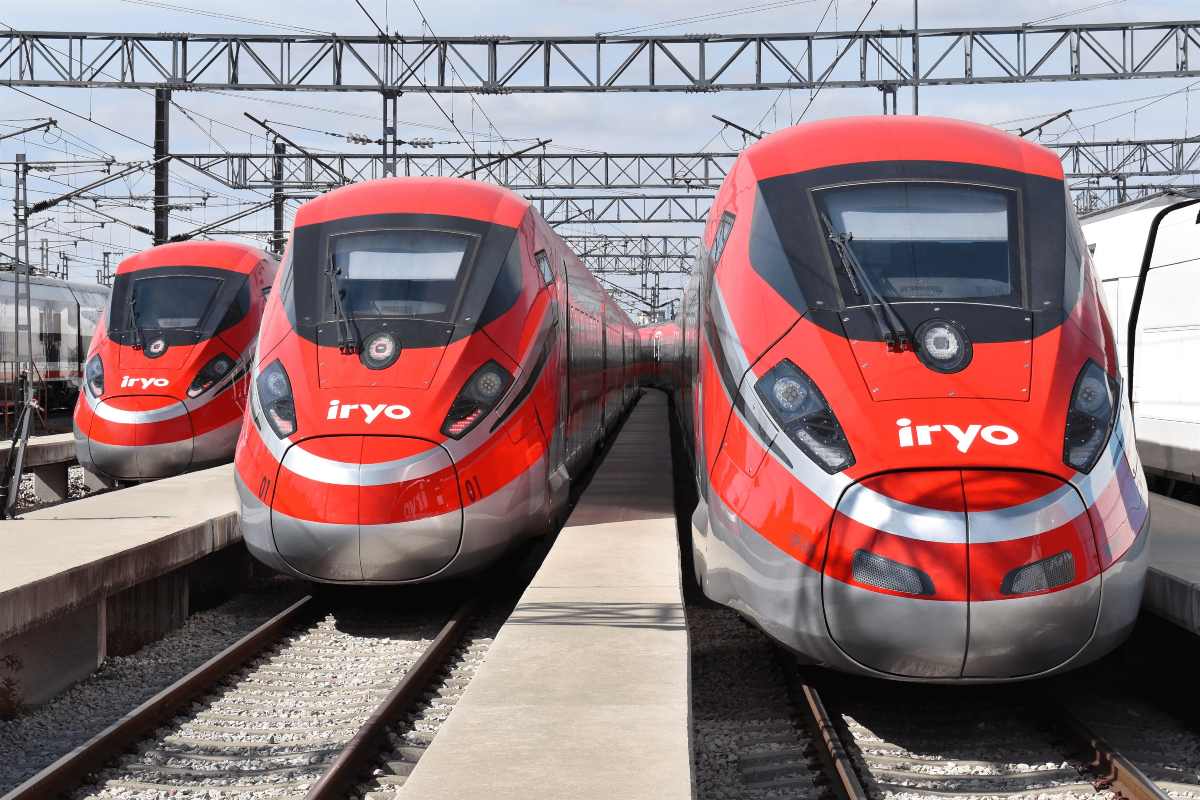 Imagen de archivo de varios trenes Iryo