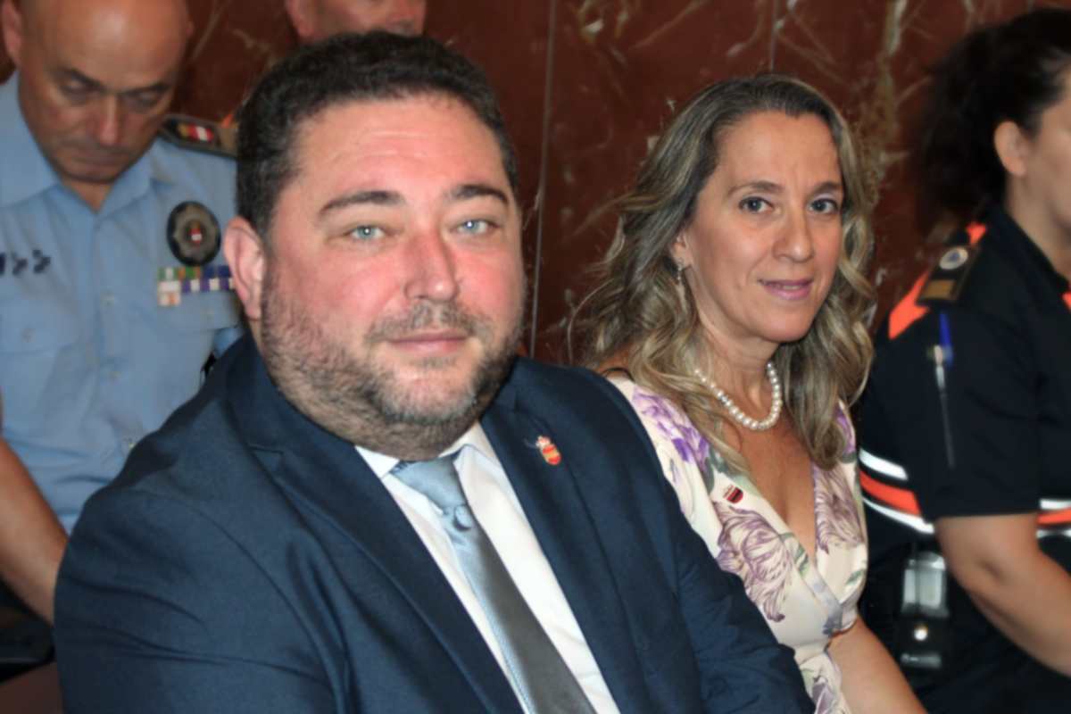 Los dos concejales de Vox en el Ayuntamiento de Puertollano, Félix Canal y María Esther Gómez Hervás