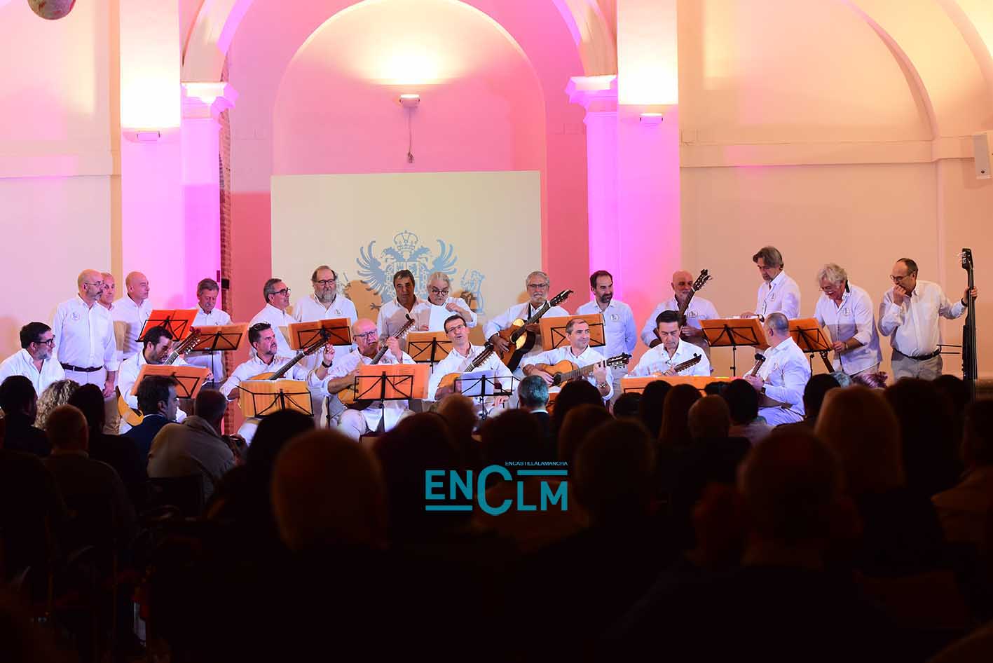 Actuación de "Candela y Son" en una imagen de archivo. Foto: Rebeca Arango.