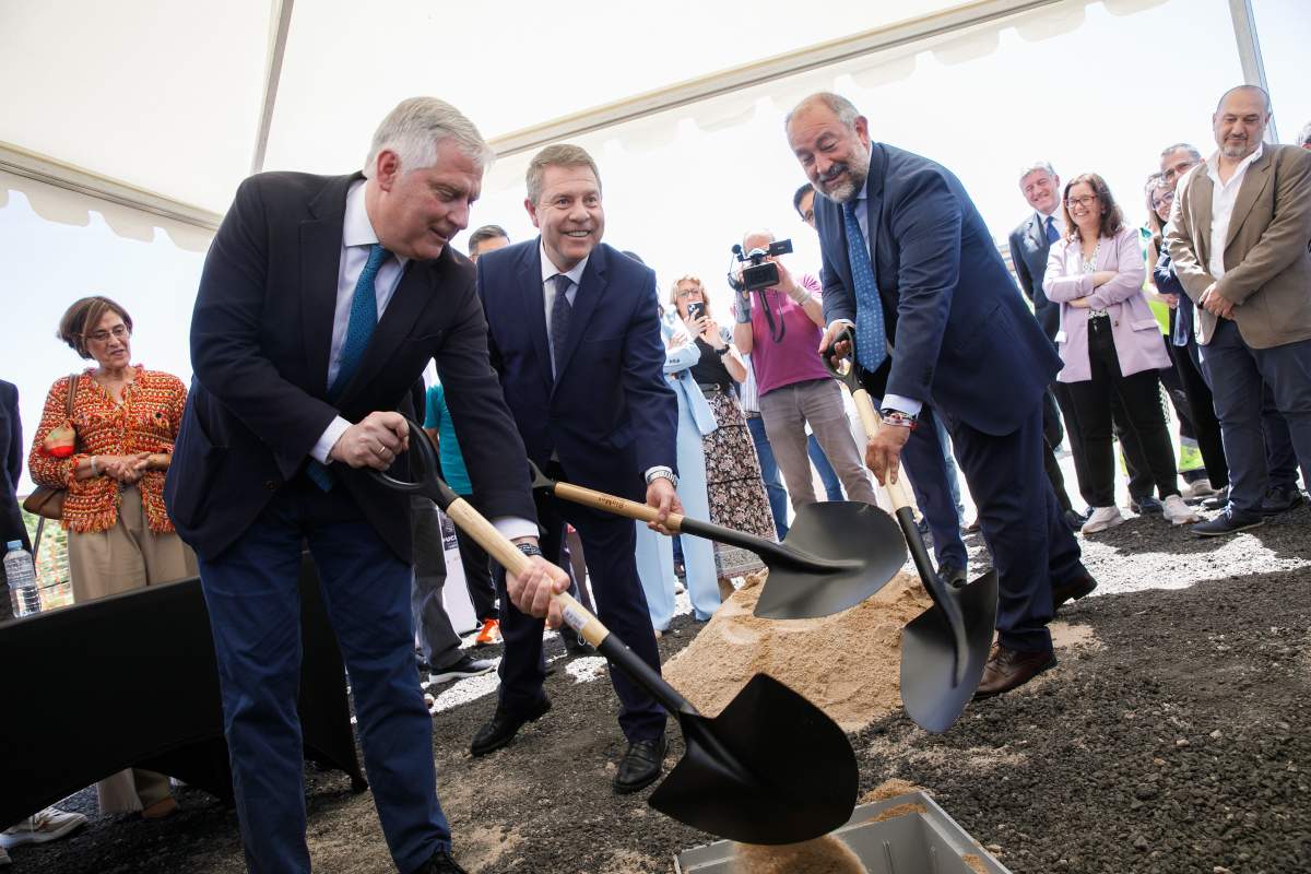 Primera piedra del futuro Campus Biosanitario de la UCLM en Ciudad Real