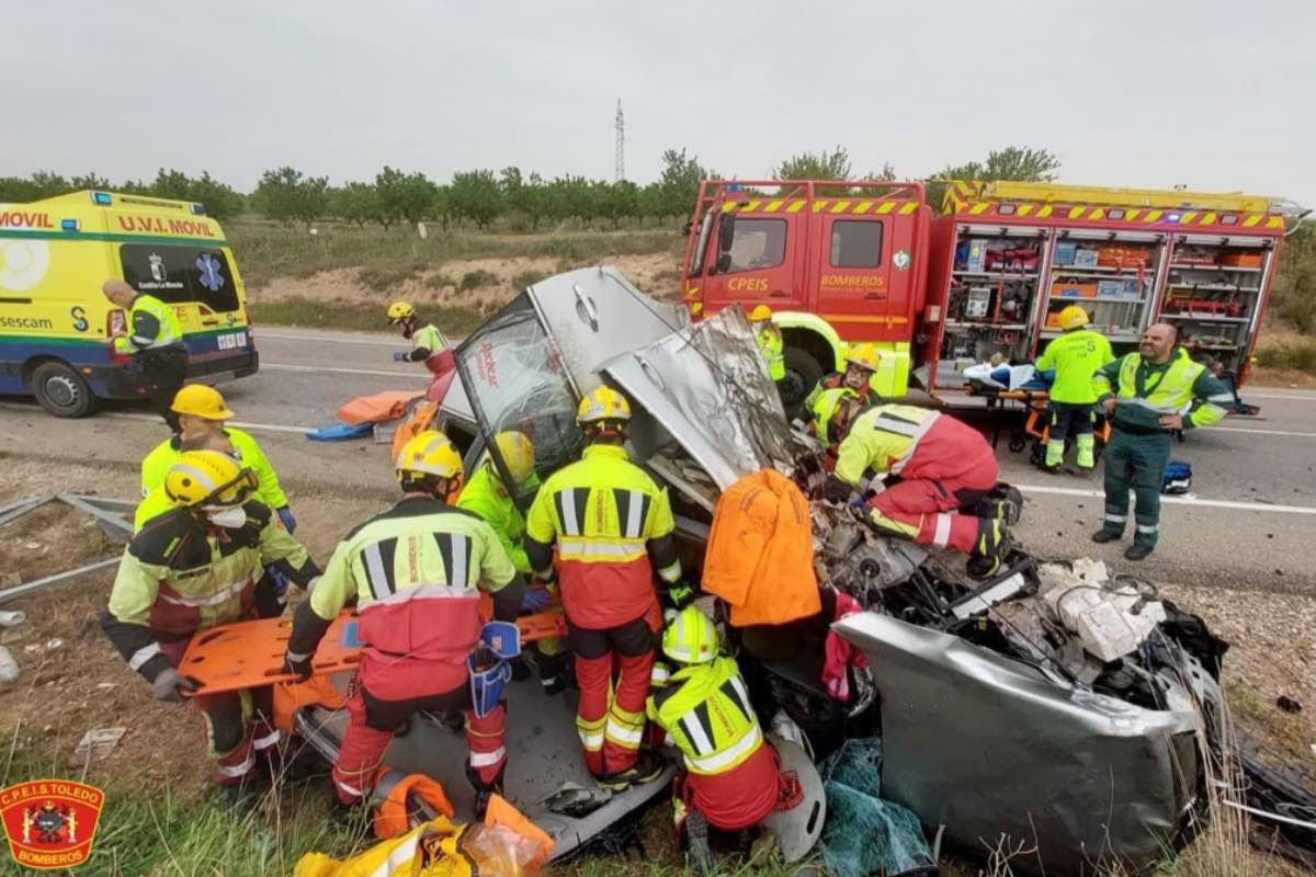 Foto del accidente de tráfico. Foto: @cpeistoledo