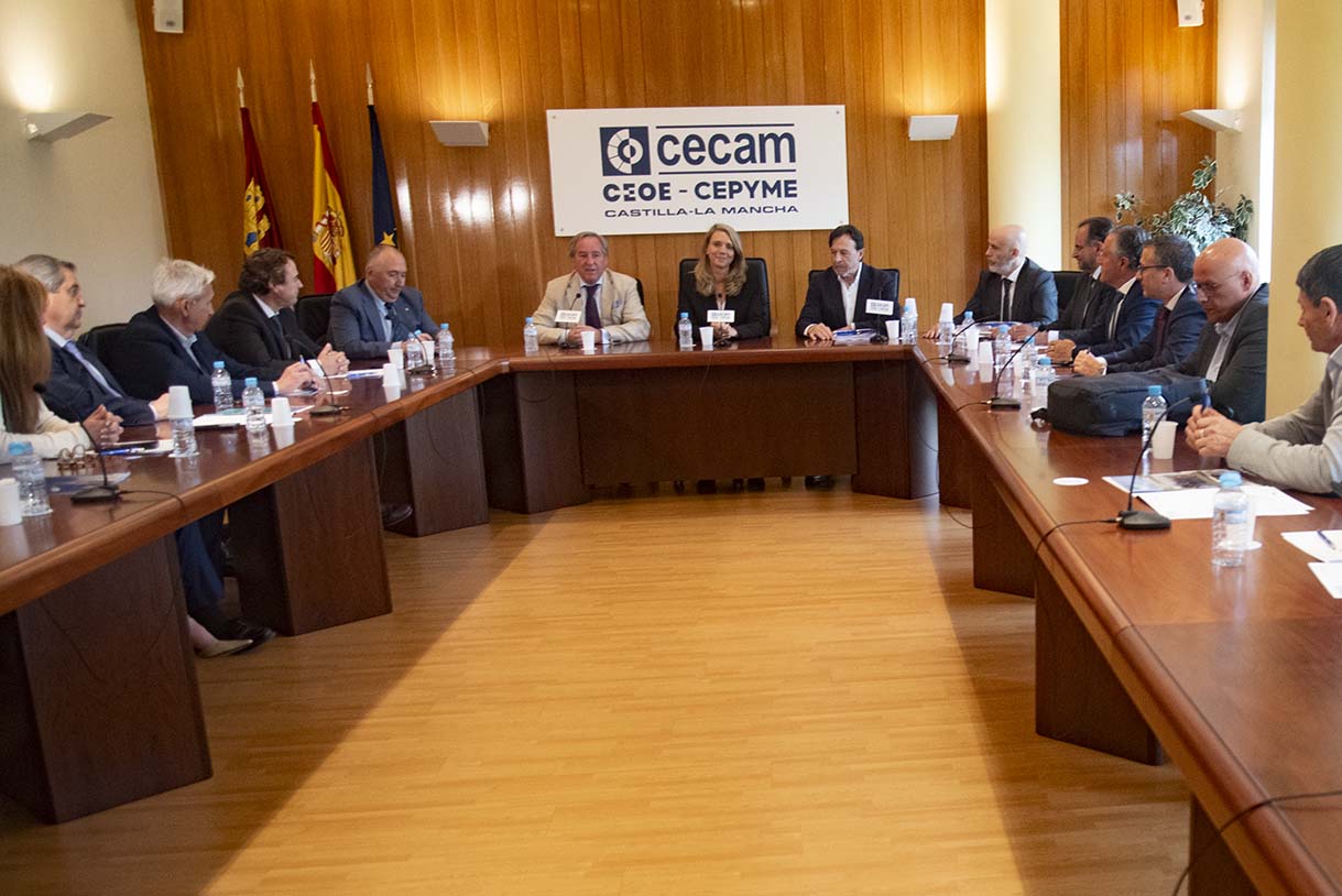 Reunión de Cecam y Cepyme. Foto: Rebeca Arango.