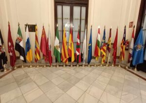 Banderas de las comunidades autónomas.