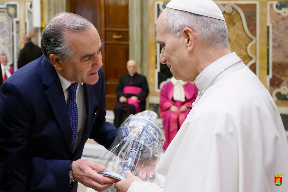 José Julián Gregorio y el papa León XIV