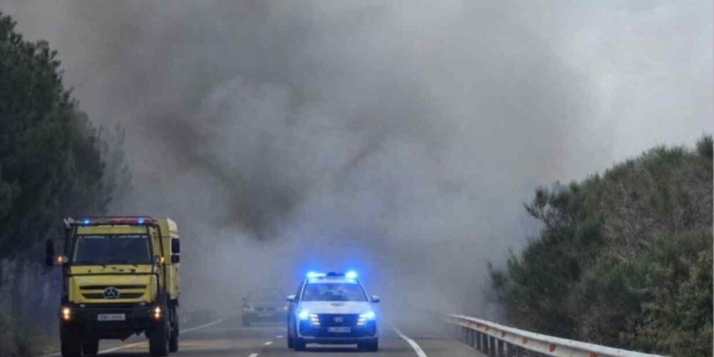 Imagen del incendio en Cuenca. Foto: Policía Local.