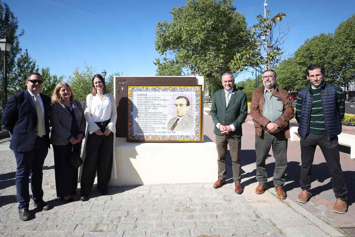 Nuevos murales en el Paseo de las Letras de Talavera.