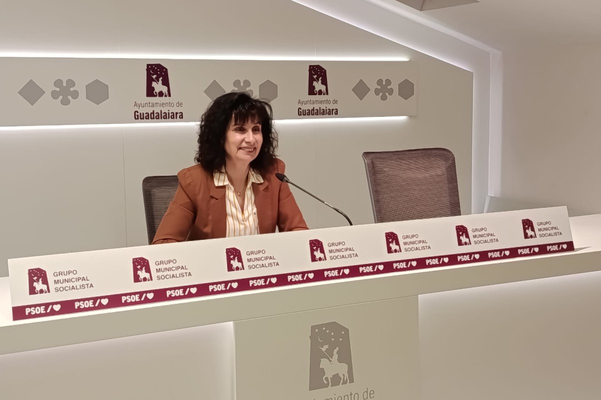 Pilar Sánchez, durante un momento de su atención a medios