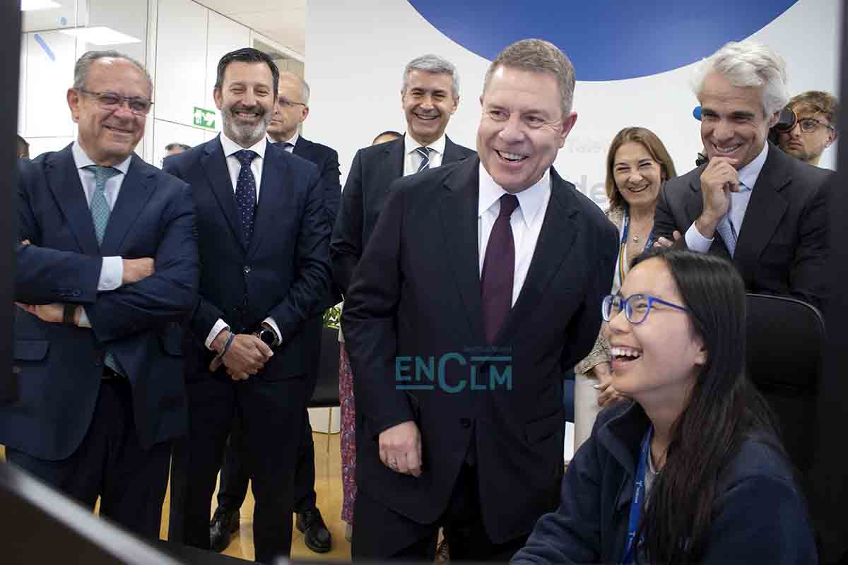 Emiliano García-Page, en la inauguración del Centro de Talento y Tecnología de Telefónica en Toledo. Foto: Sara M. Trevejo.