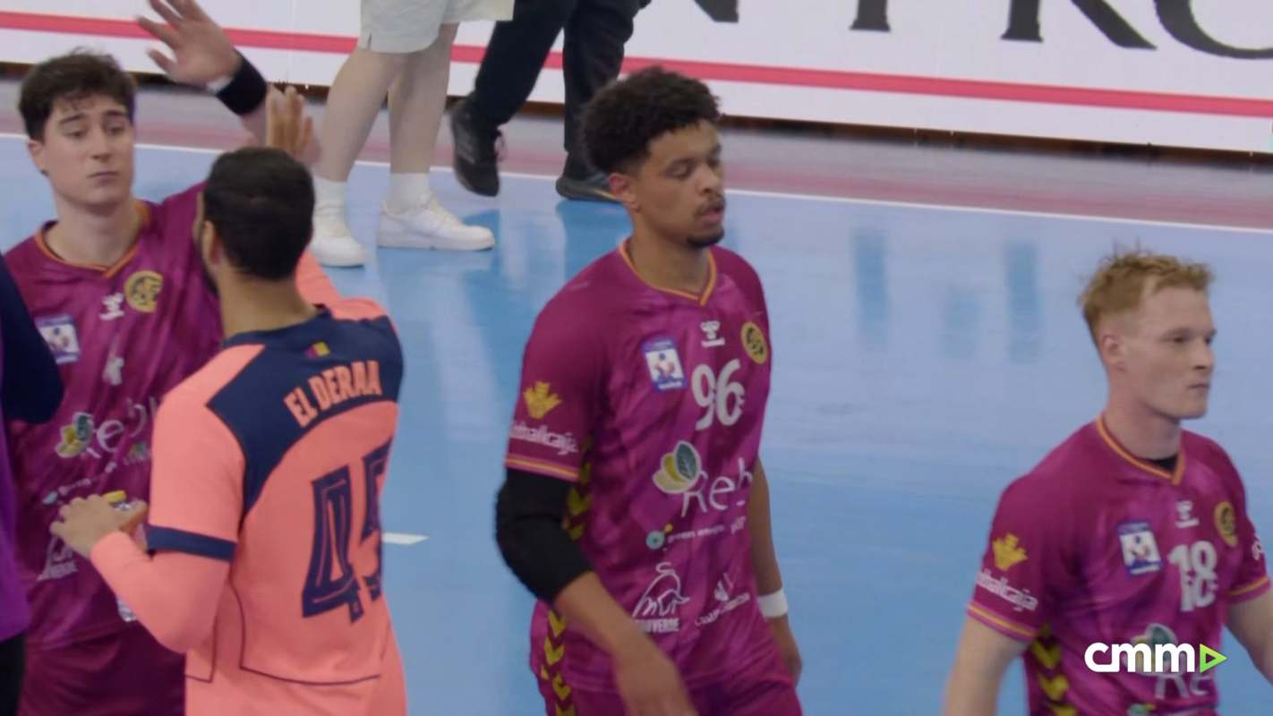 Jugadores del REBI Cuenca, tras caer contra el Barcelona en la penúltima jornada.