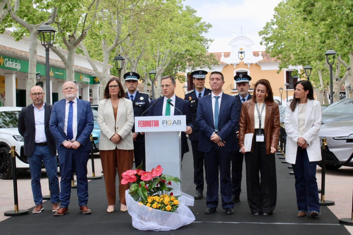El alcalde de Albacete anuncia el aplazamiento de la apertura de Ferimotor y la Feria Internacional del Queso de Albacete