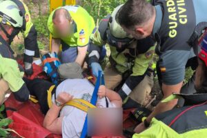 Rescate de una senderista en un paraje cercano al Balneario de Tus (Albacete)