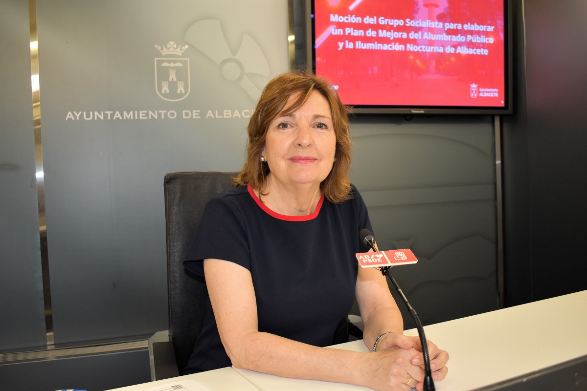 La concejala del Grupo Municipal Socialista en el Ayuntamiento de Albacete, María José López