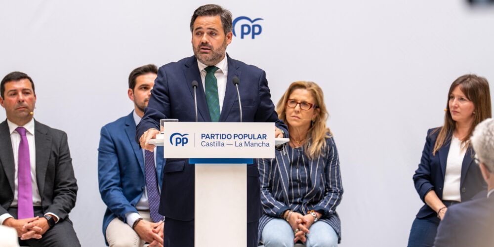 Paco Núñez en el Foro de Fiscalidad del PP-CLM celebrado en Albacete