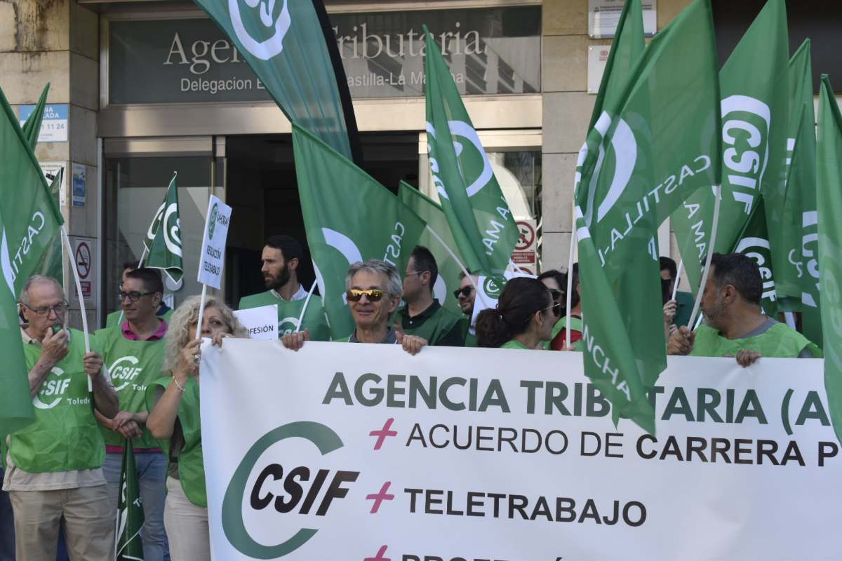 Manifestación de CSIF ante la AEAT en Toledo.