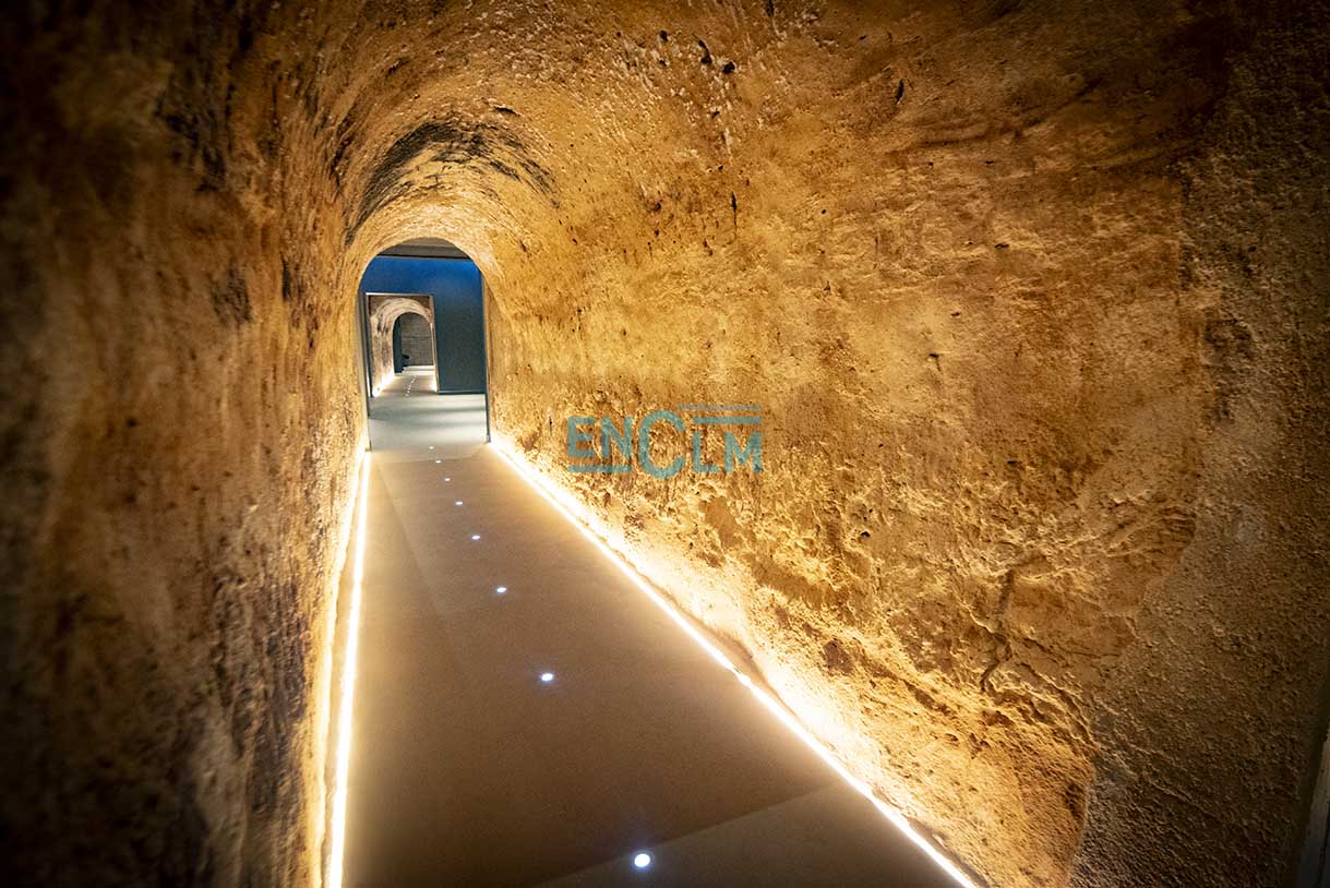 Las cuevas subterráneas que pueden visitarse en la Cooperativa Virgen de las Viñas. Foto: Rebeca Arango.
