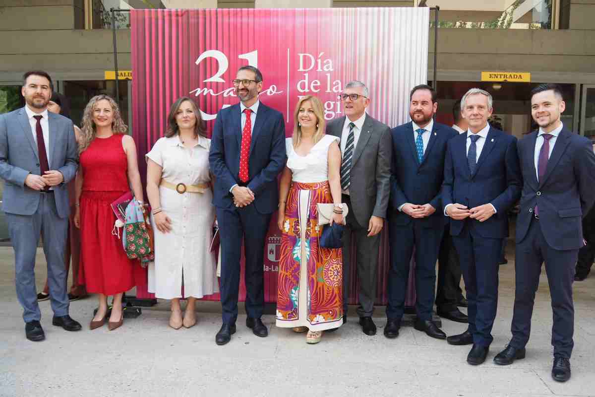Diputados del PSOE en el Día de Castilla-La Mancha.