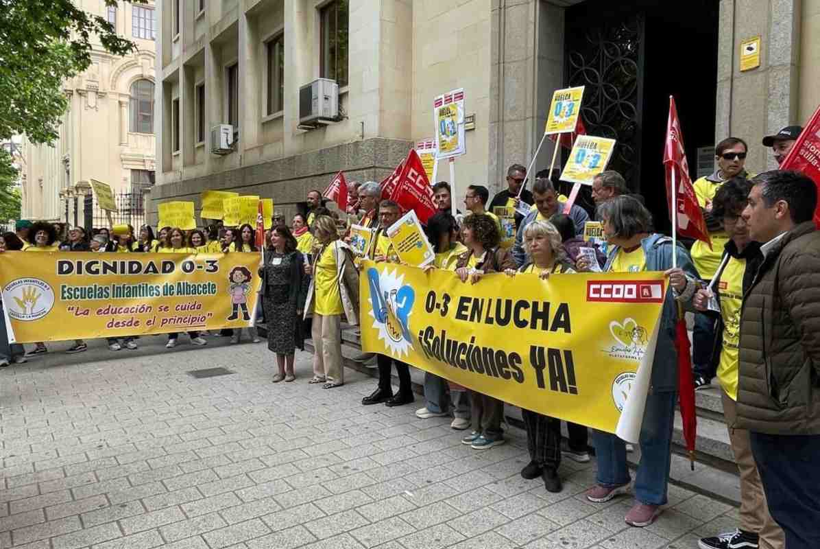 La educación infantil se echó a la calle también en Albacete.