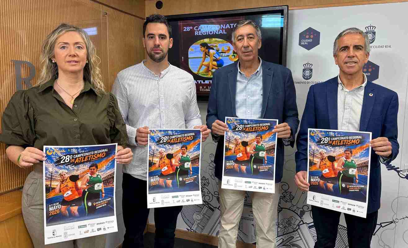 De izquierda a derecha: Patricia Saldaña, Pau Beltrán, José Caro y Jesús Ruiz. Foto: Ayuntamiento de Ciudad Real.