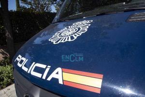Furgón de la Policía Nacional. Foto: Rebeca Arango.