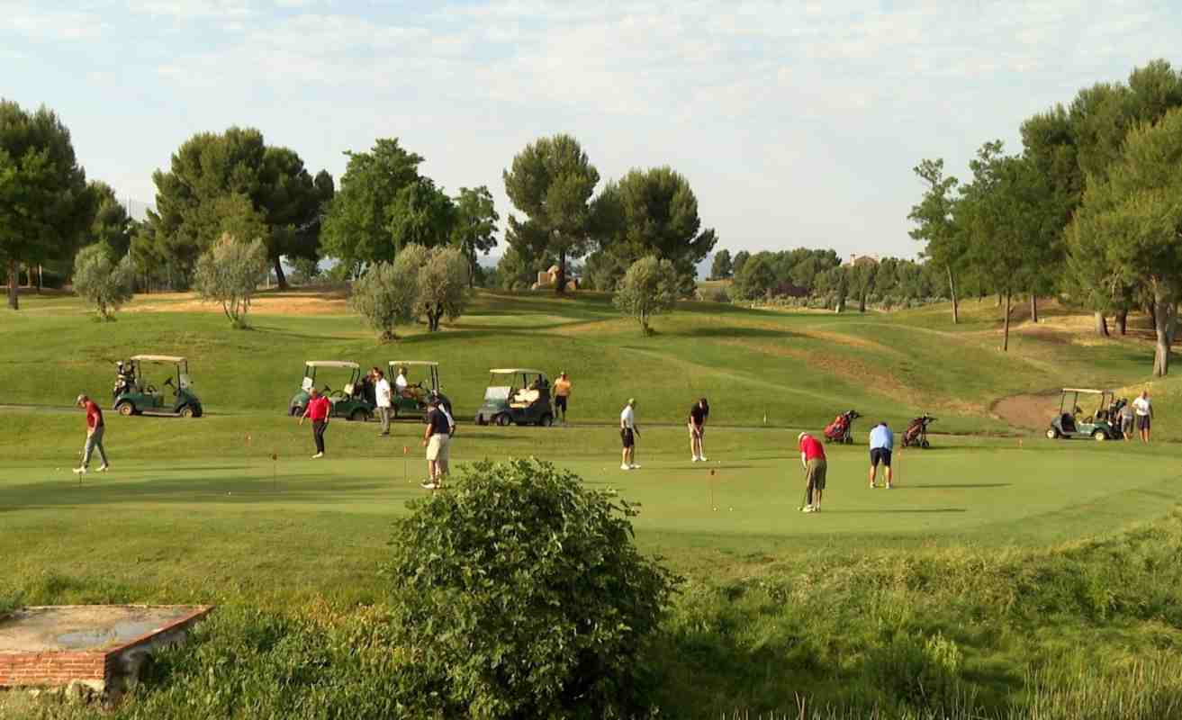 Layos acoge una prueba puntuable para el circuito de golf adaptado de Madrid.