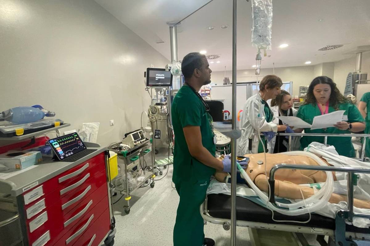 El Hospital de Toledo realiza una simulación clínica para implantar la terapia. Foto: JCCM