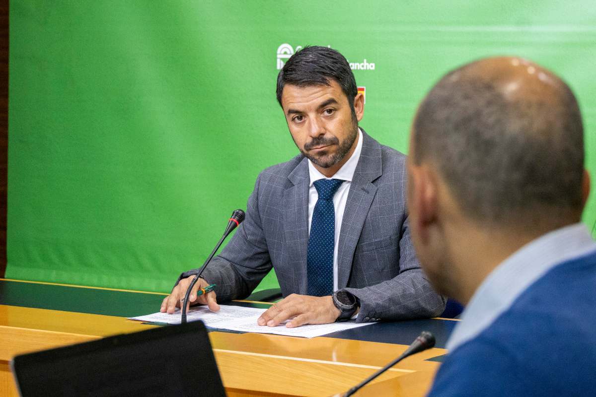 El portavoz de Vox en las Cortes, Iván Sánchez.
