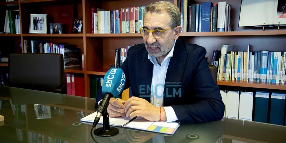 Jesús Fernández Sanz, consejero de Sanidad de Castilla-La Mancha. Foto: Rebeca Arango.
